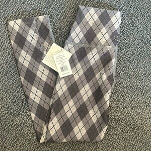 Beyond Yoga Black and Gray Argyle Leggings M
